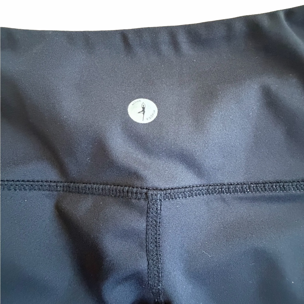 R Sofia Athletic Women’s High-Waist Black Bike Shorts - Picture 3 of 4